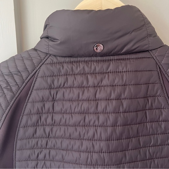 CALIA Full Zip Hybrid Jacket - Picture 5 of 9